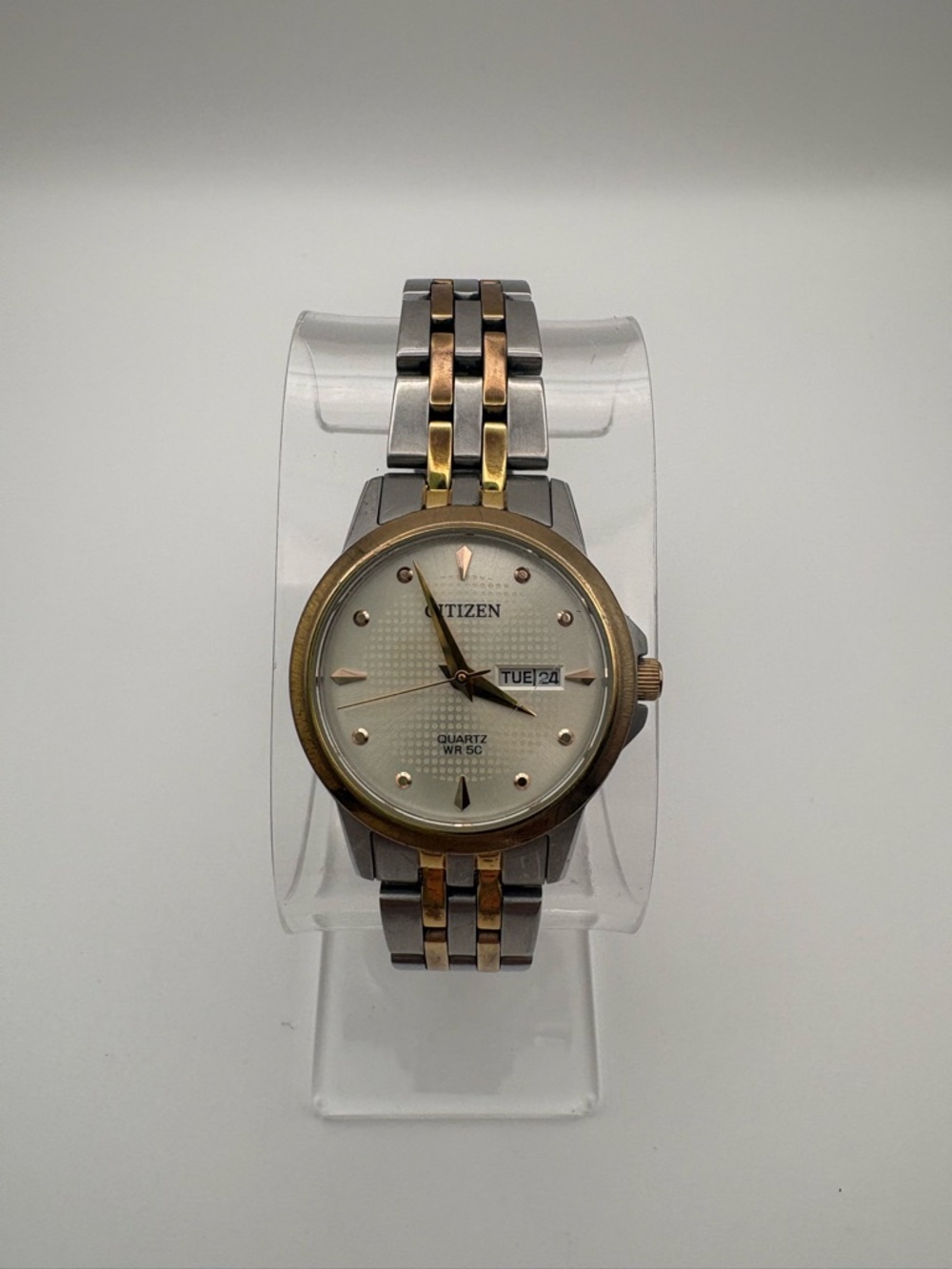 Women’s Citizen Two-Tone Silver & Gold Watch with Ivory Day Date Dial Works!